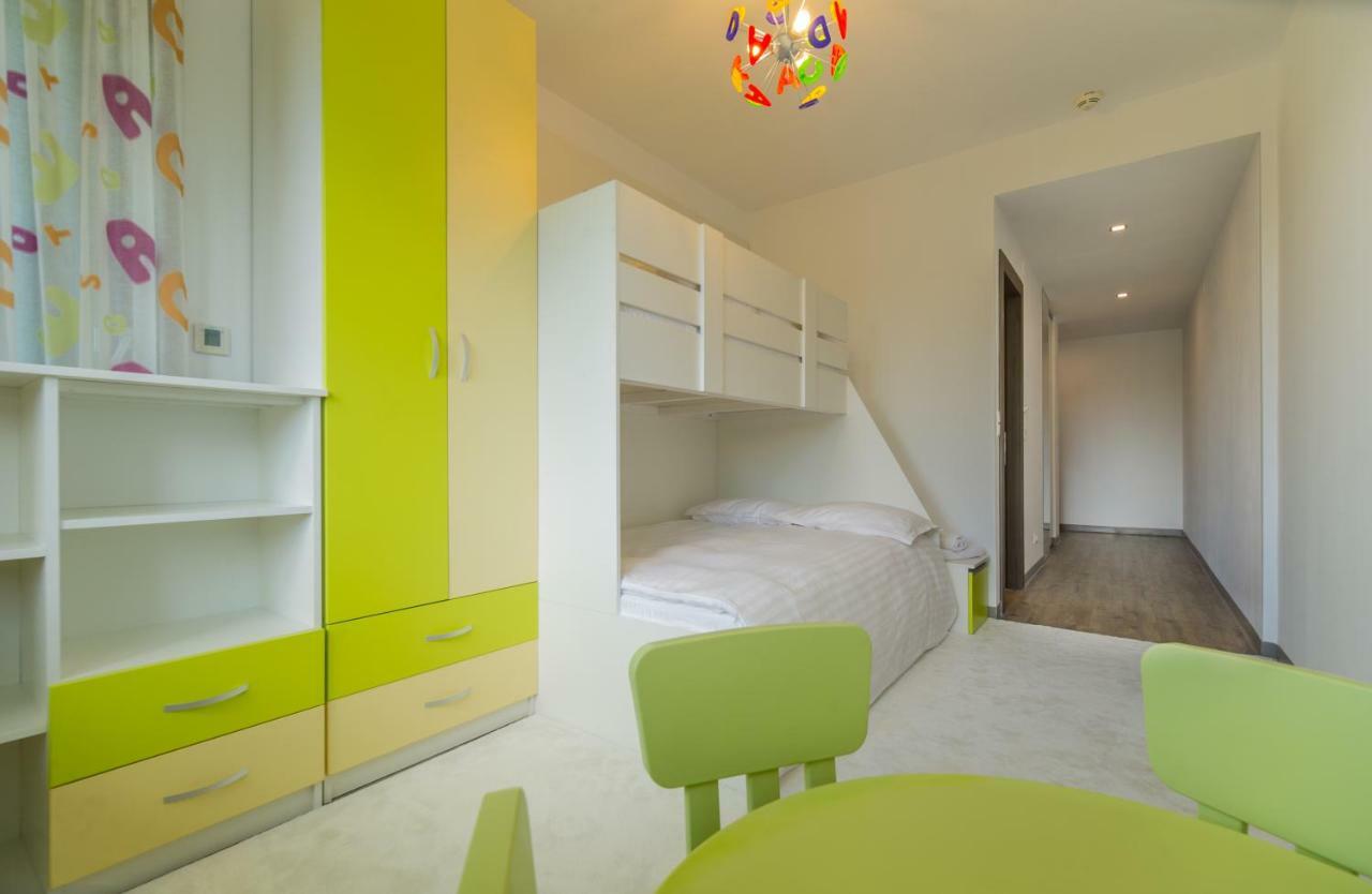 Family Apartment In Silver Mountain Resort Poiana Brasov Exterior foto